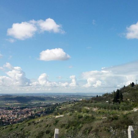 Panoramico10 Apartment With A View In Valpolicella SantʼAmbrogio di Valpolicella Eksteriør bilde